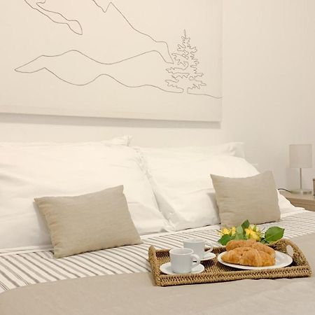 Sullago Appartamenti - Appartamento Incantevole Con Piscina Кастильоне дел Лаго Екстериор снимка